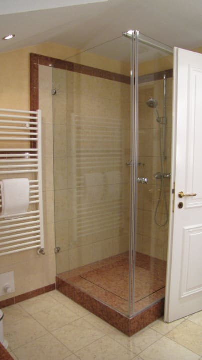 Badezimmer Hotel Vier Jahreszeiten Kühlungsborn