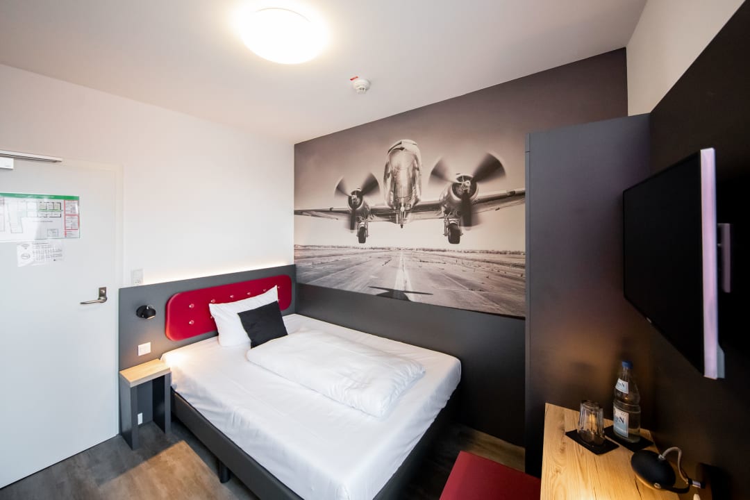 Zimmer Airport Hotel Dürscheidt