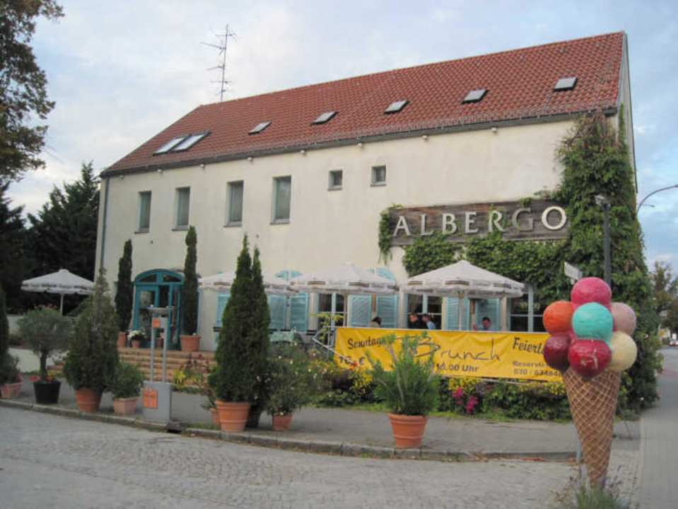 Die andere Seite der Albergo Hotel Albergo