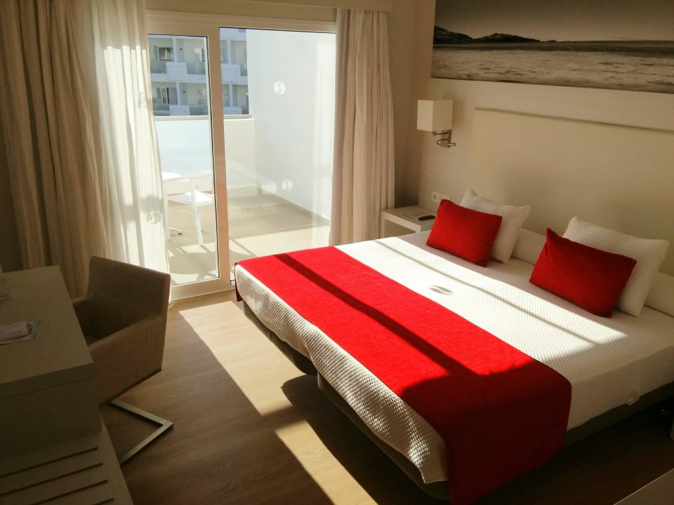 Juniorsuite Schlafbereich Sentido Aequora Lanzarote Suite
