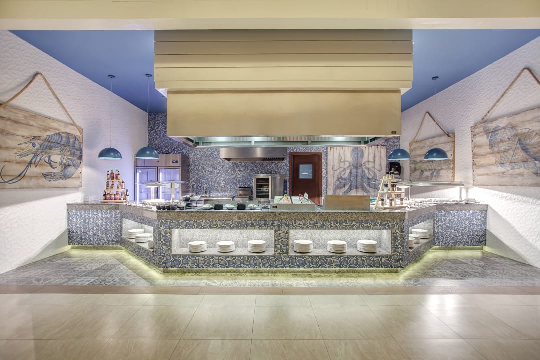 Restaurant Hideaway at Royalton Negril