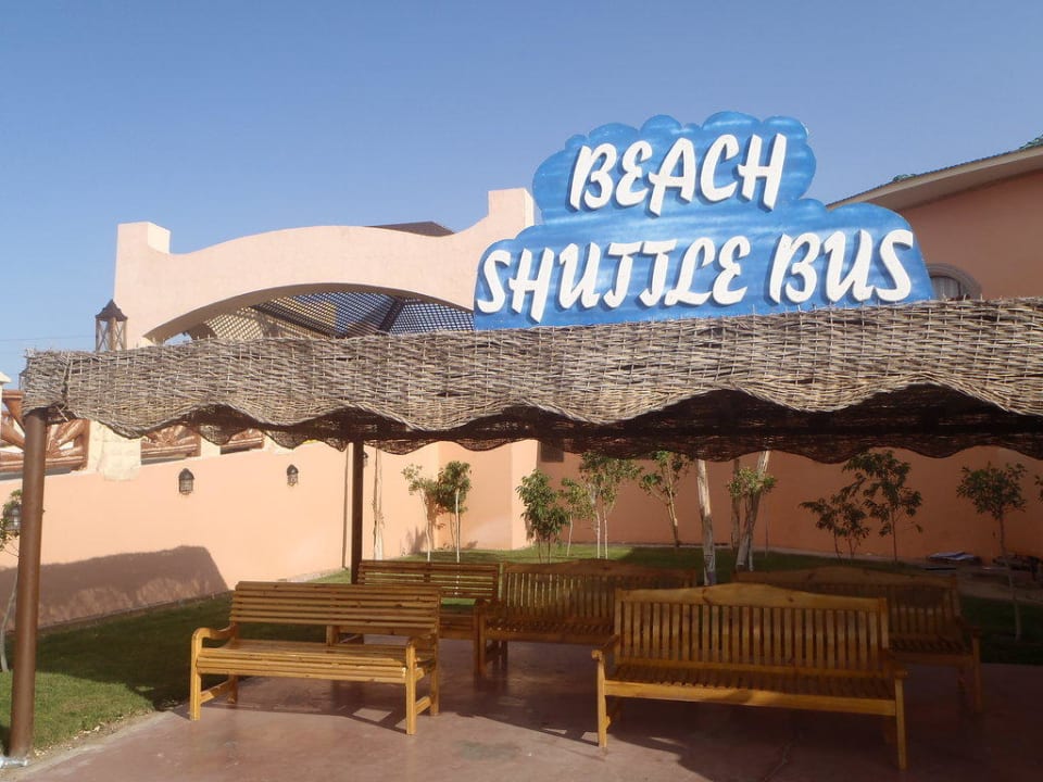 Shuttle-Bus-Station Pickalbatros Jungle Aqua Park Resort - Neverland Hurghada