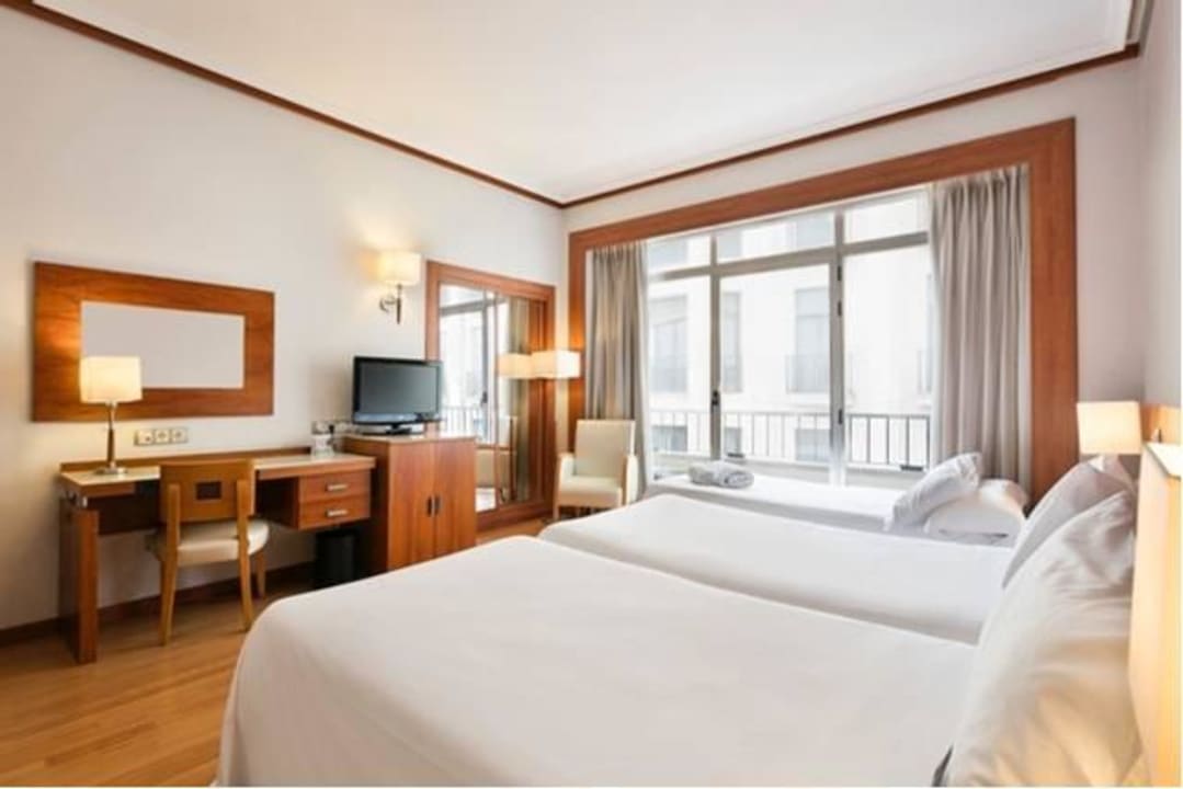 TRIPLE Hotel Plaza de España by Melia
