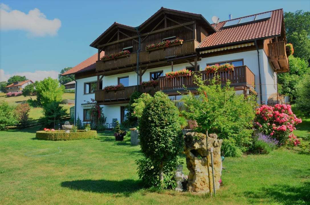 Außenansicht Gästehaus Köglmaier