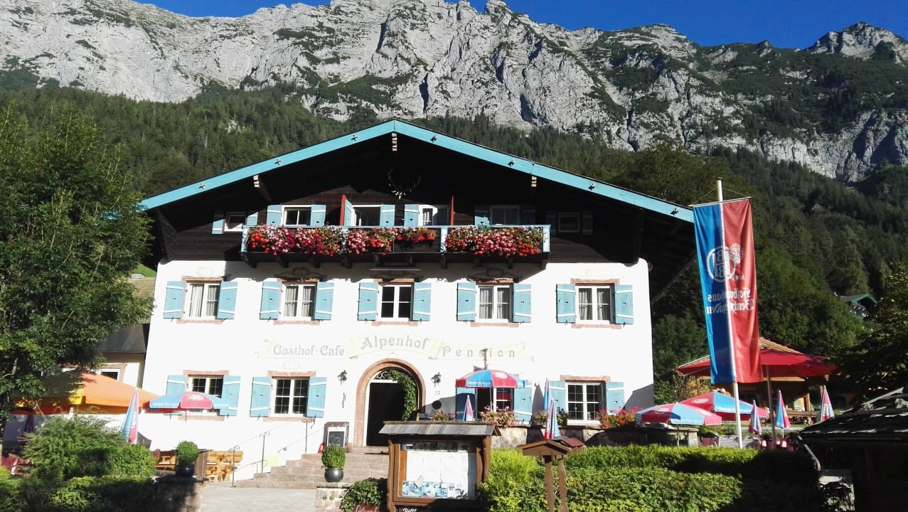 Alpenhof am Morgen..... Gasthof Alpenhof am Hintersee