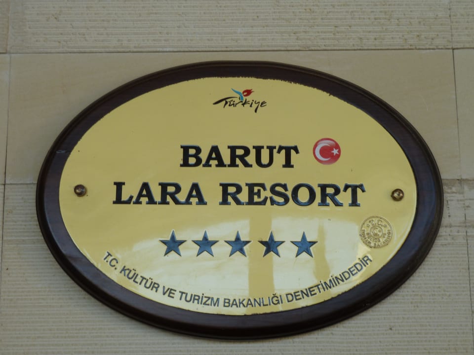 5 Sterne Lara Barut Collection