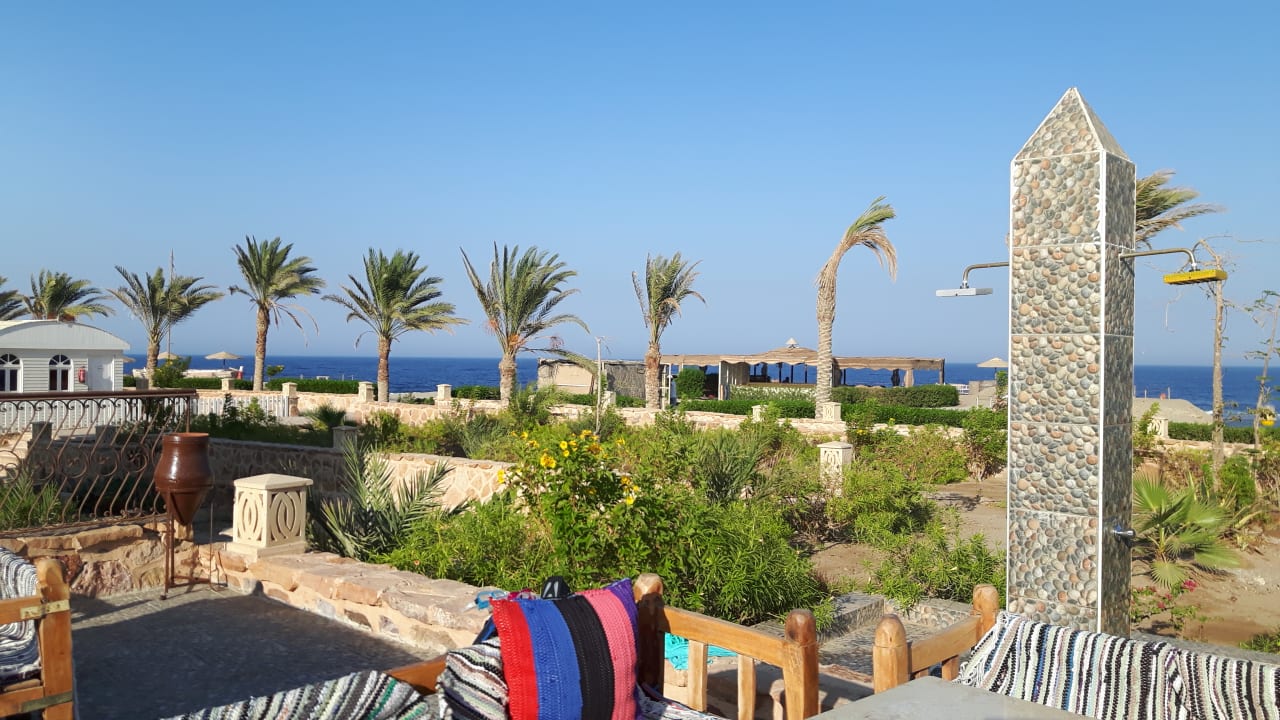 Gartenanlage Rohanou Beach Resort