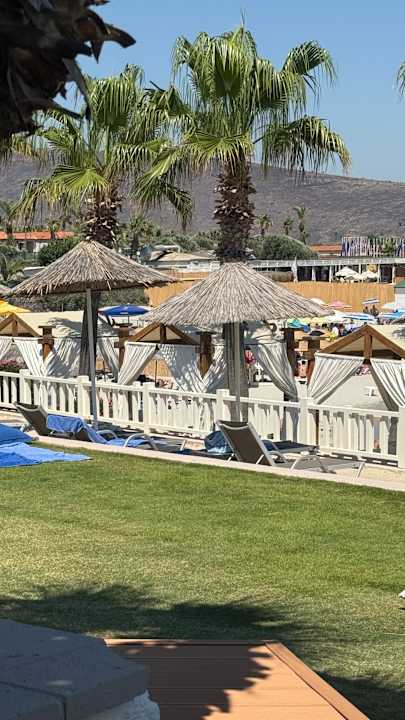 Strand Design Plus Seya Beach Hotel