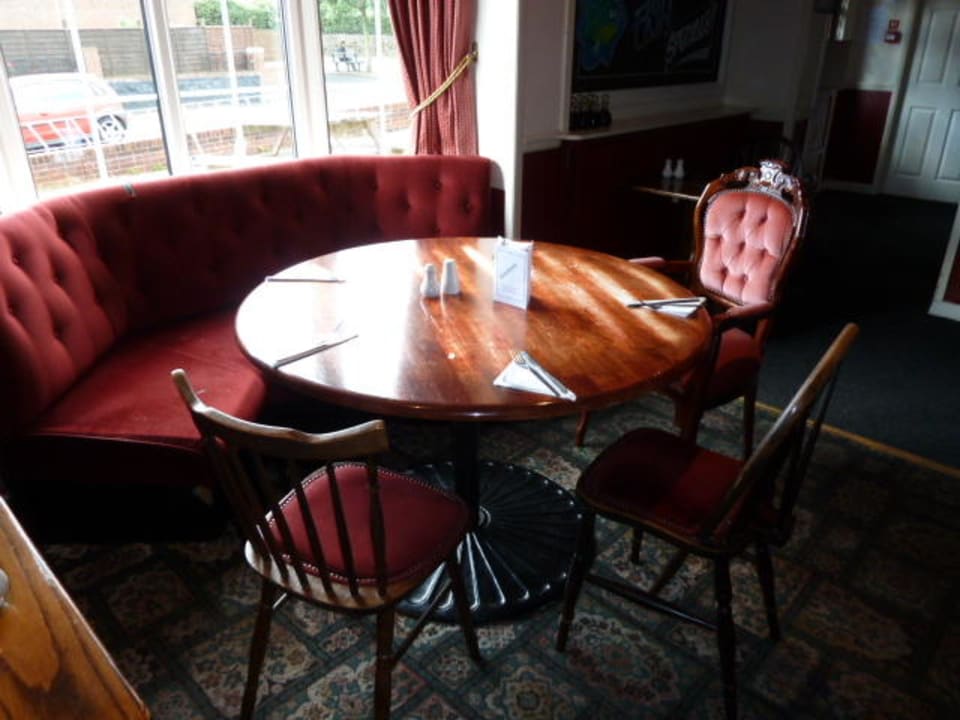 Restaurant / Frühstücksbereich The Red House Hotel