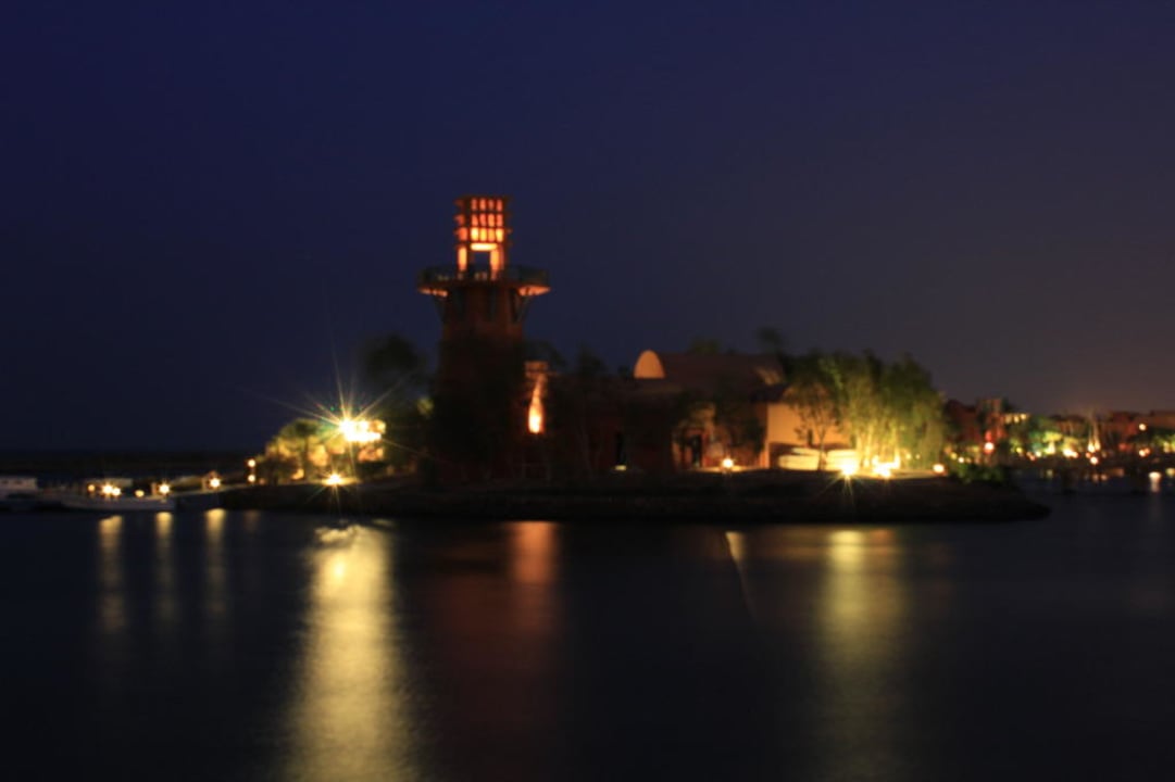Blick von der Terrasse am Abend Hotel Three Corners Ocean View prestige - Adults only