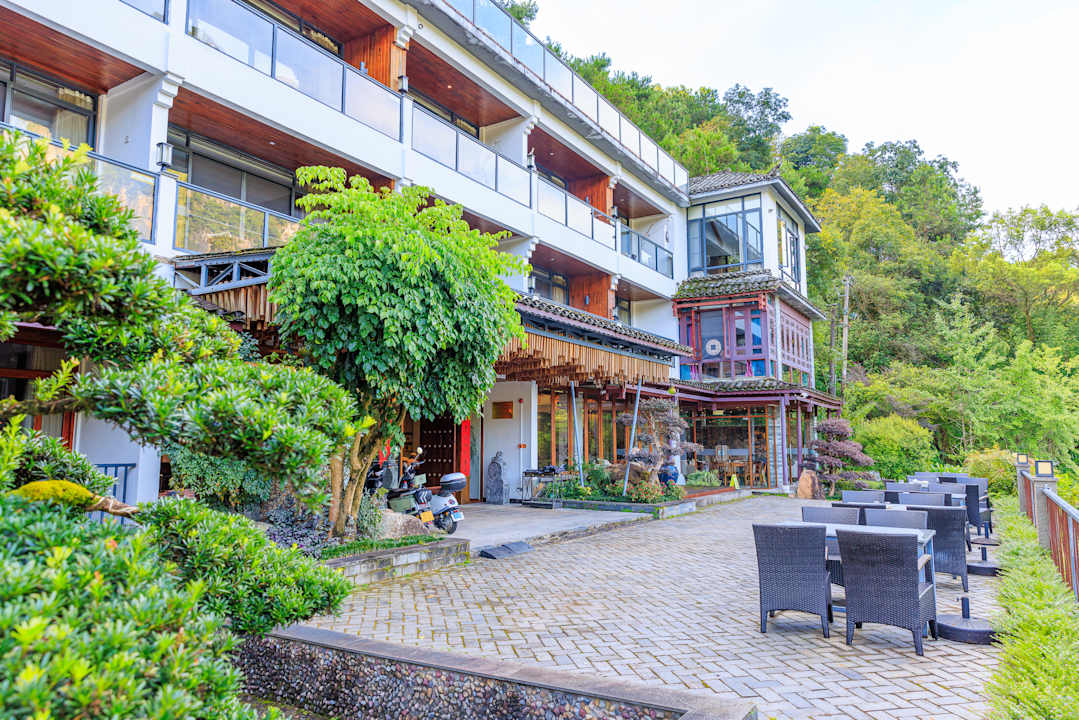 Außenansicht The Yangshou Li River Retreat