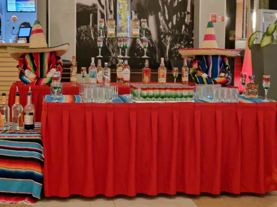 Gastro Hotel Riu Tequila