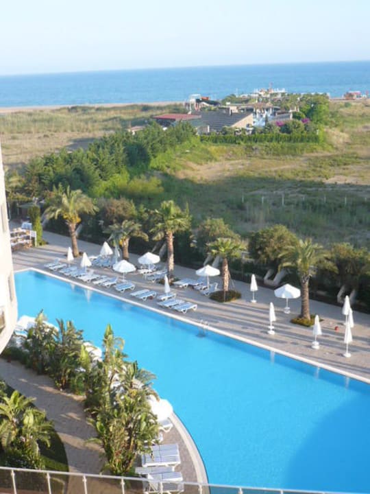 Blick von Zimmerbalkon Saturn Palace Resort Hotel