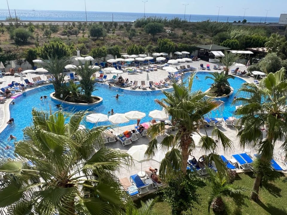 Pool Calido Maris Hotel