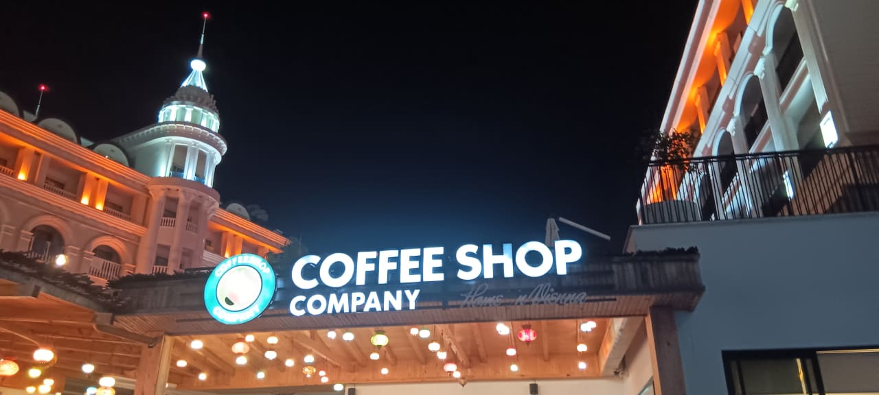 Gastro Side Royal Palace Hotel & Spa