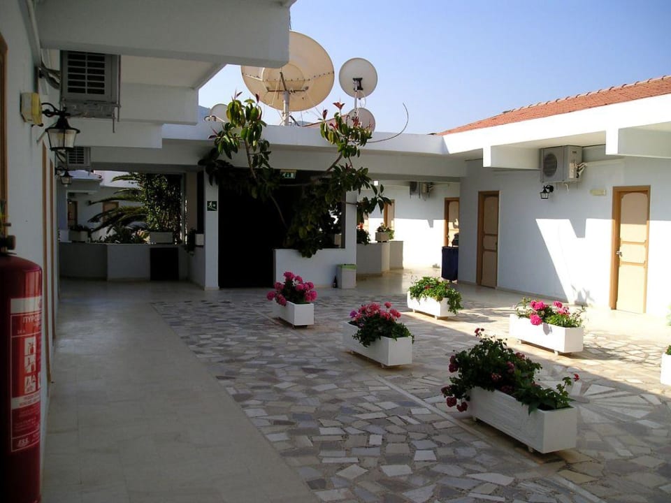Acharavi Beach - Obere Etage des Hotels Acharavi Beach Hotel