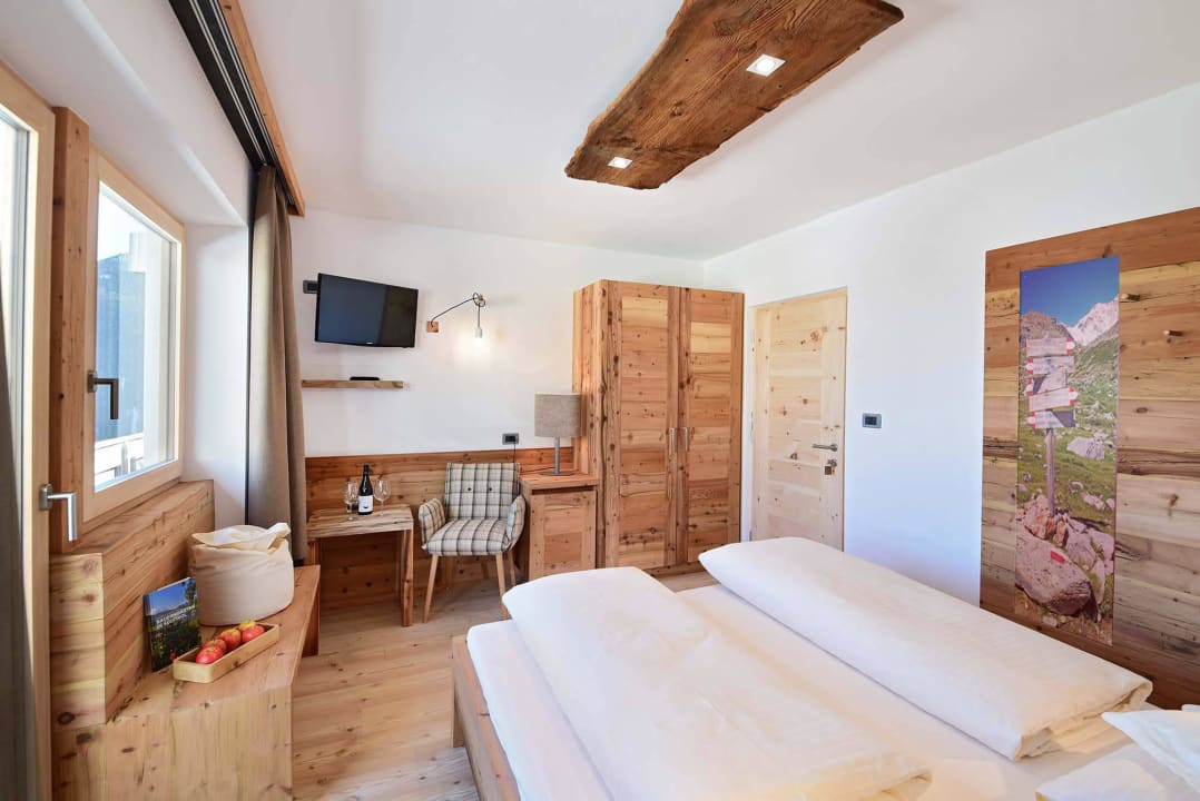 Renoviertes Doppelzimmer "Sunnäseit" ostwärts Naturoase Schwemmerhof