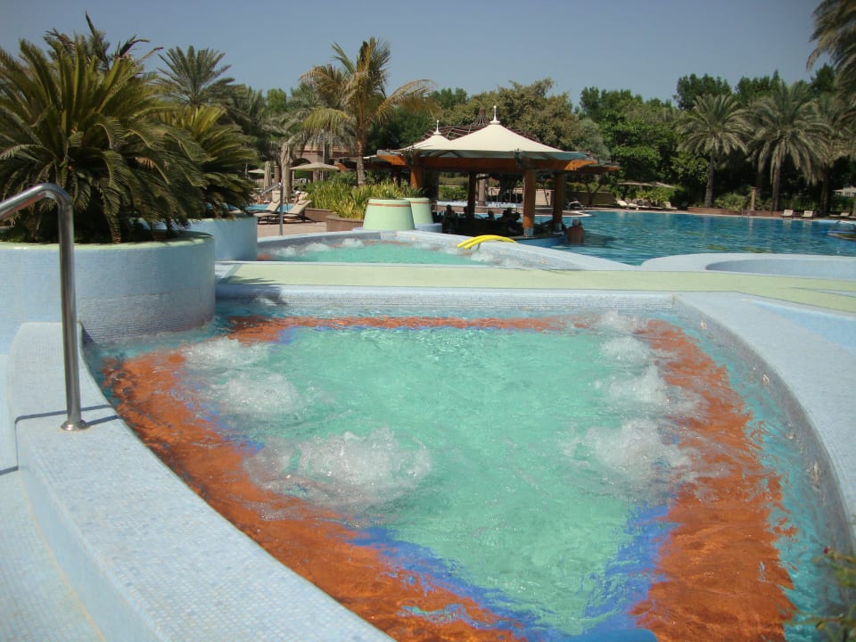 Pool Emirates Palace Mandarin Oriental