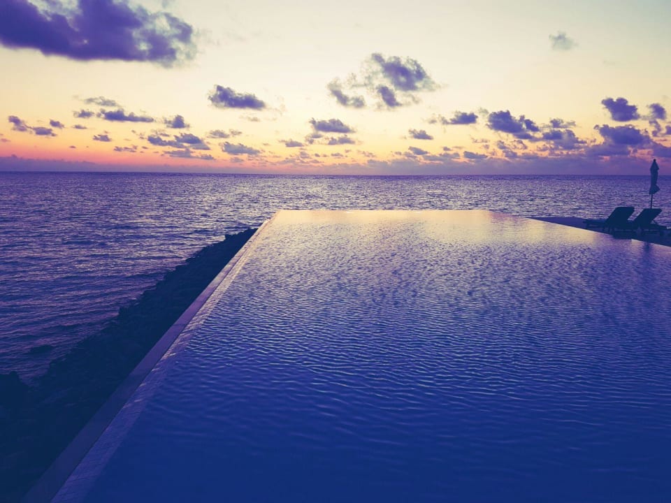 Pool Summer Island Maldives