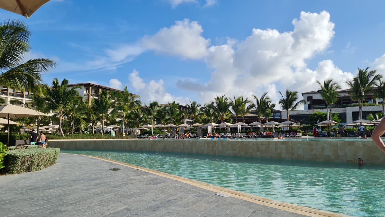 Pool Lopesan Costa Bávaro Resort, Spa & Casino