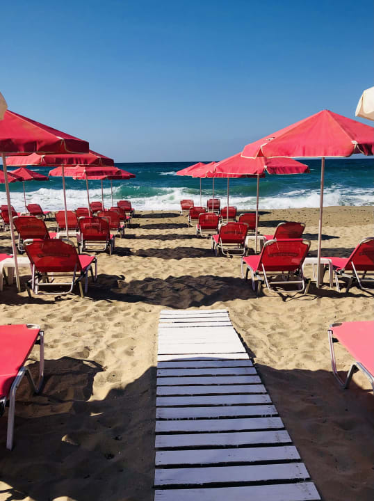 Strand Hotel Theartemis Palace