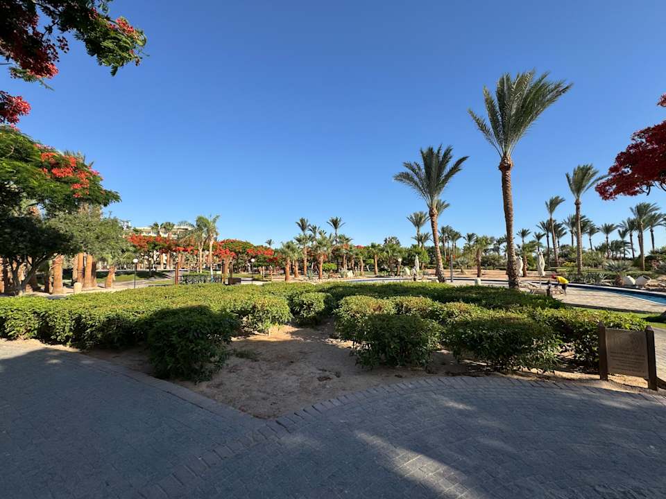 Gartenanlage Steigenberger ALDAU Beach Hotel