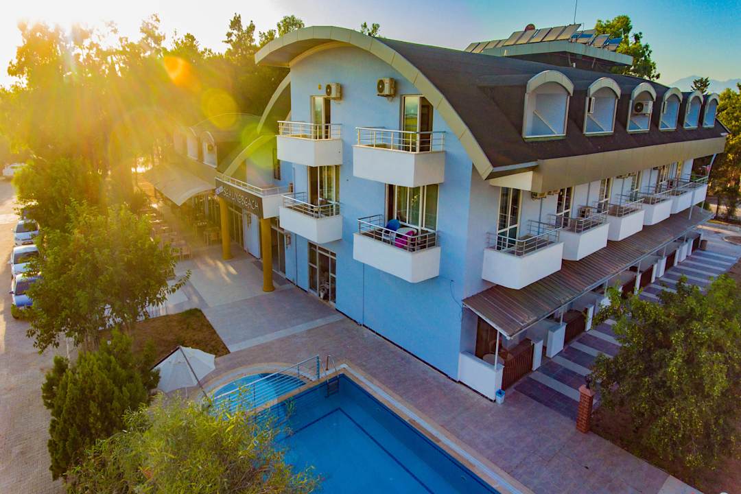 Außenansicht Prenses Sealine Beach Hotel