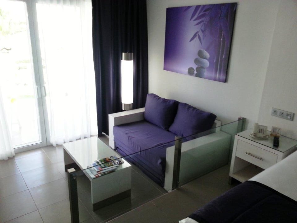 Couch Hotel Riu Palace Mexico