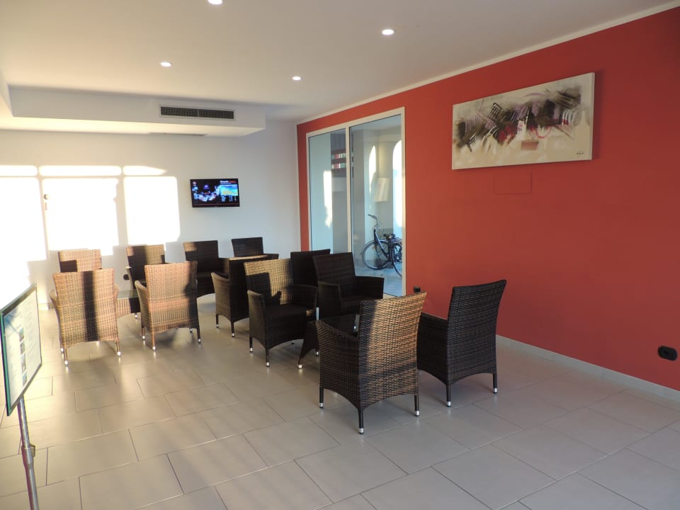 Lobby Ai Pozzi Village Hotel & Resort