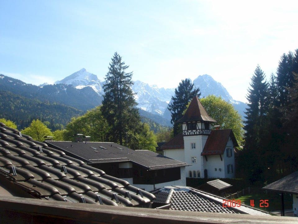 Blick vom Balkon HYPERION Hotel Garmisch-Partenkirchen