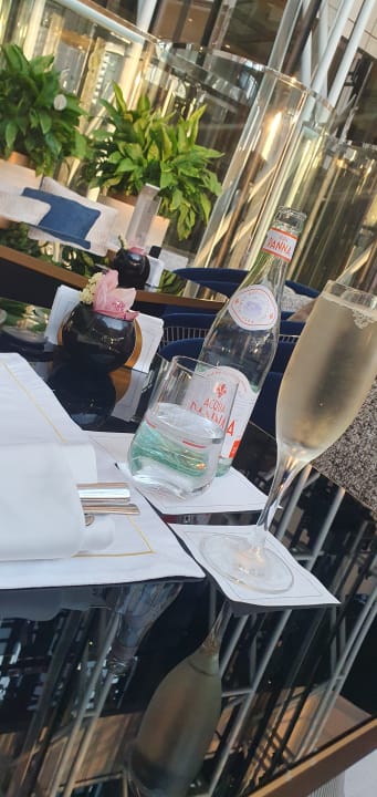 Gastro Hotel Jumeirah Emirates Towers