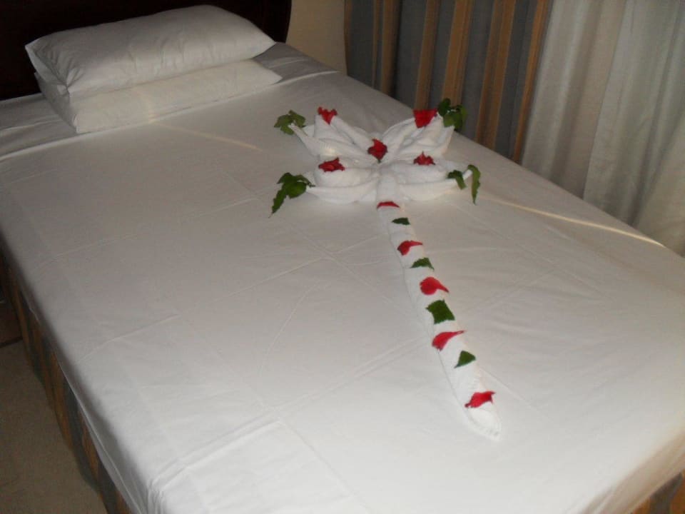 Nach Trinkgeld! Stella Beach Resort & Spa Makadi Bay