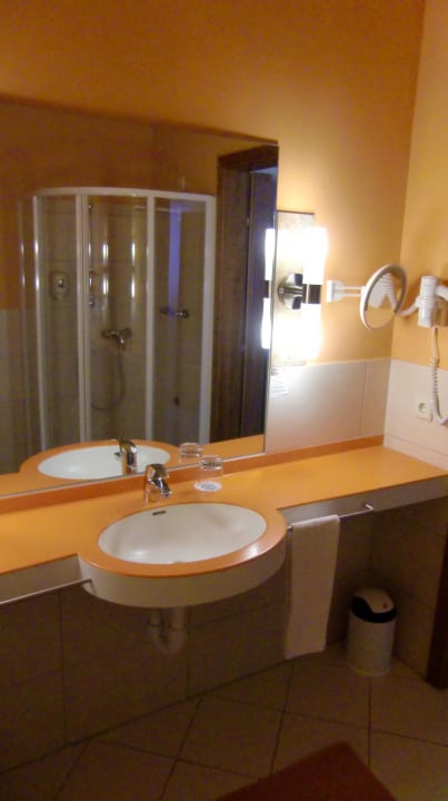 Badezimmer Vivea Hotel Bad Traunstein