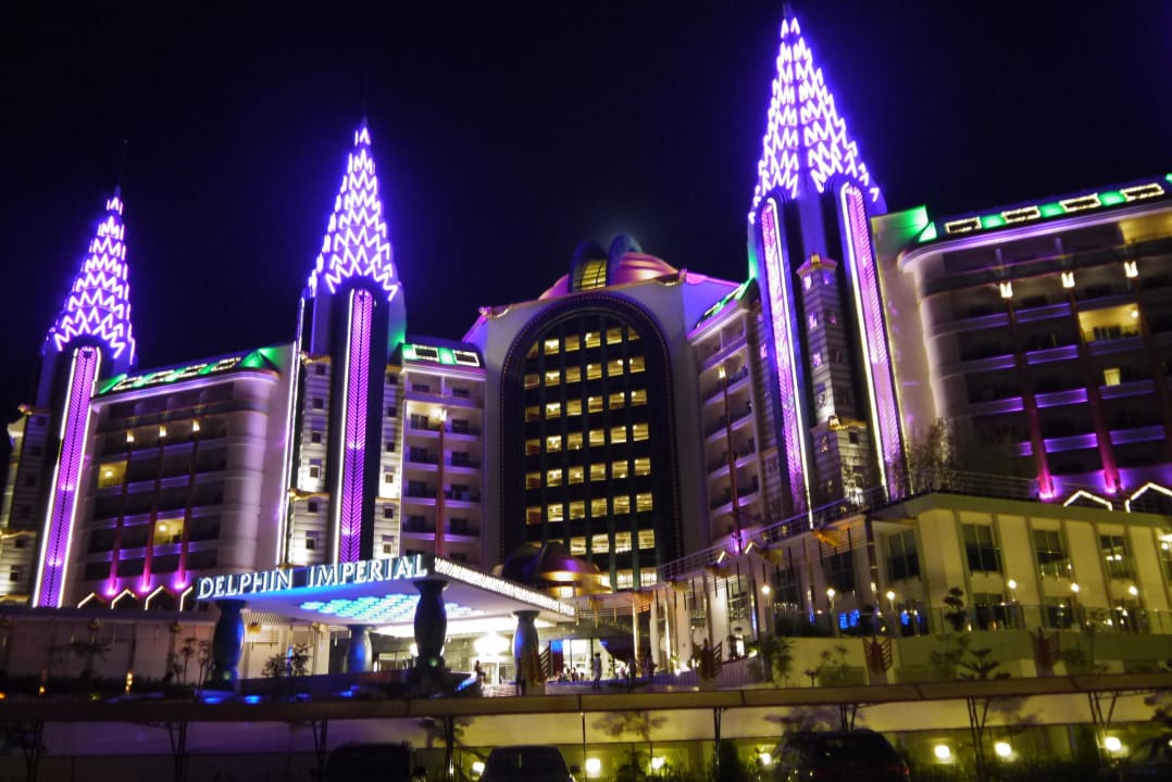 Imperial bei Nacht  Hotel Delphin Imperial