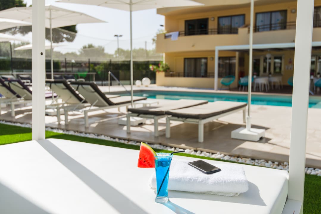 Pool Flacalco Hotel & Apartments