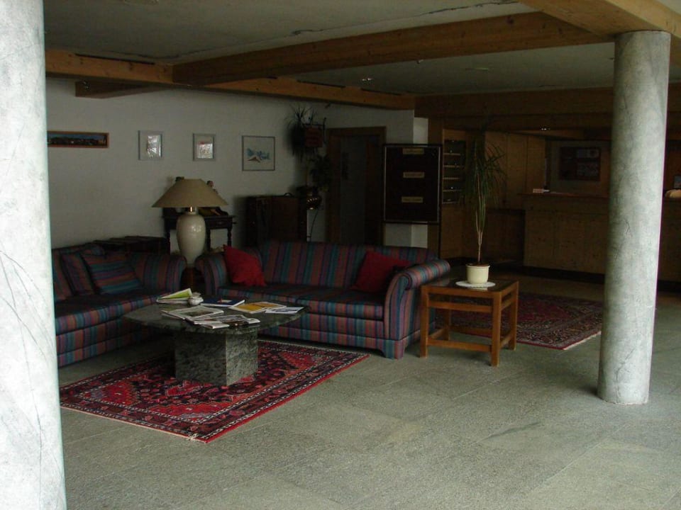 Rezeption und Lobby Hotel Sternen