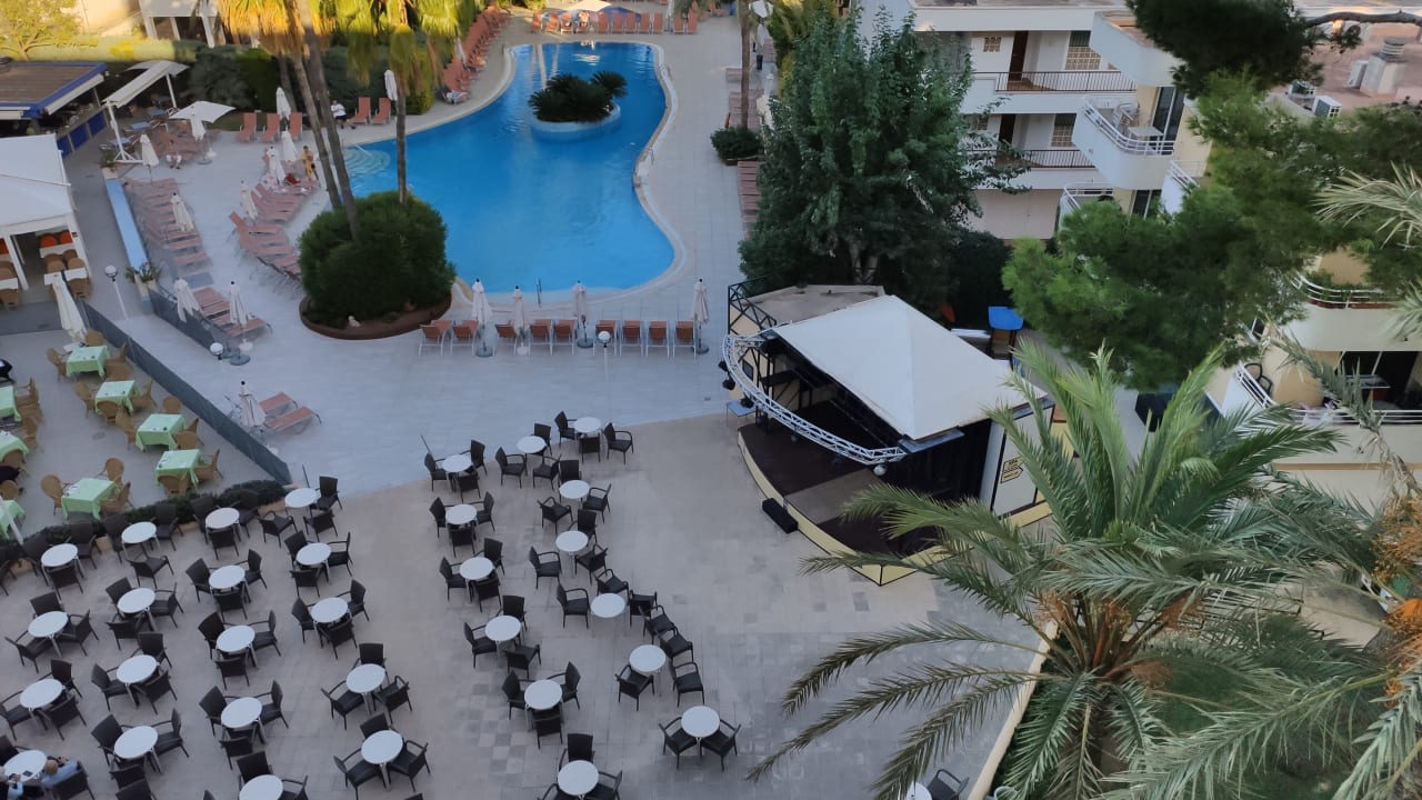 Pool Aparthotel Ivory Playa