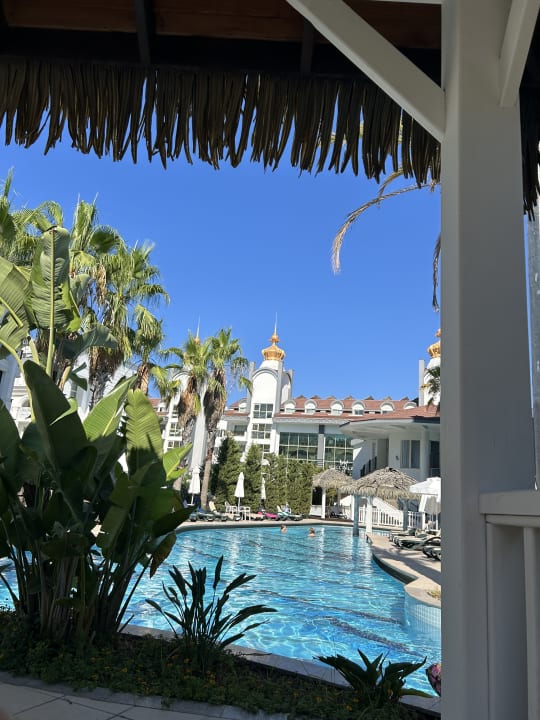 Pool Well Palace Side