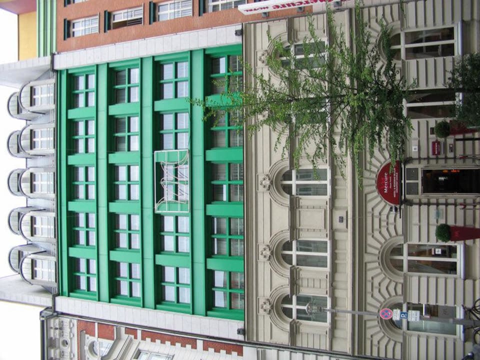 Fassade des Hotels Mercure Hotel & Residenz Berlin Checkpoint Charlie