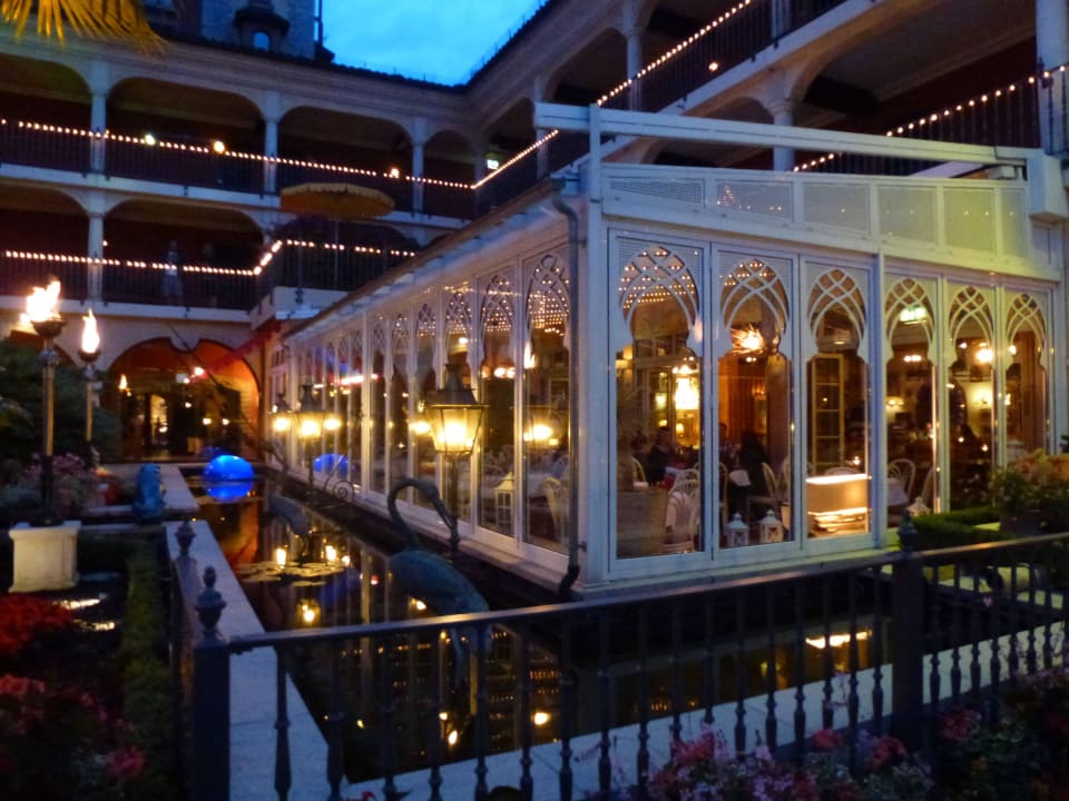 Wintergarten des Restaurants Don Quichotte. Hotel El Andaluz Europa-Park