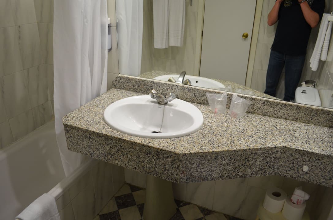 Bad Hotel Vibra Beverly Playa