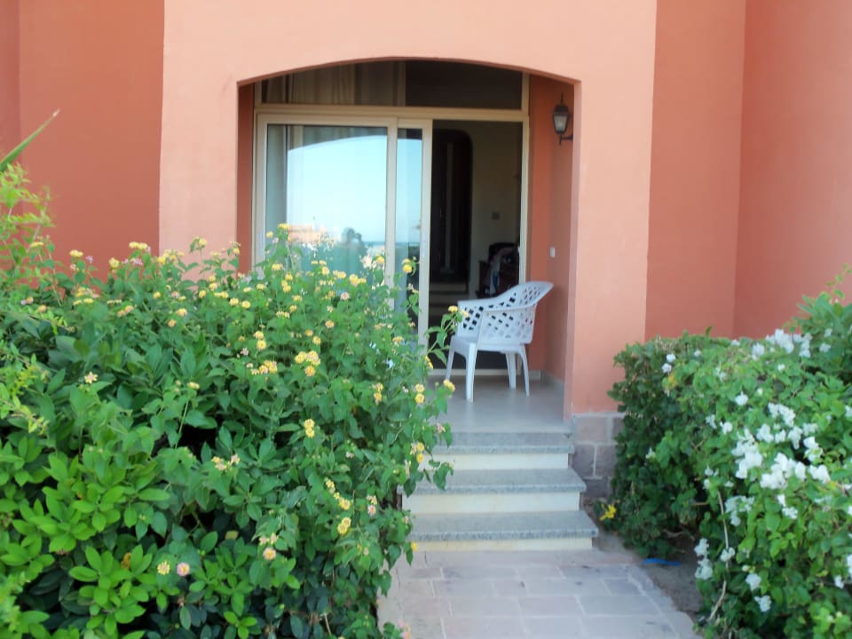 Blick zu unserer Terrasse Titanic Beach Spa & Aqua Park