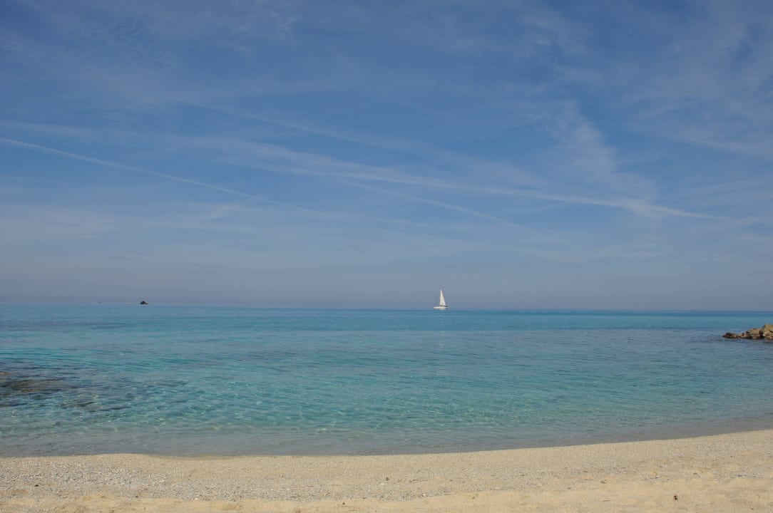 Klar und erfrischend im April Hotel Villaggio Il Gabbiano