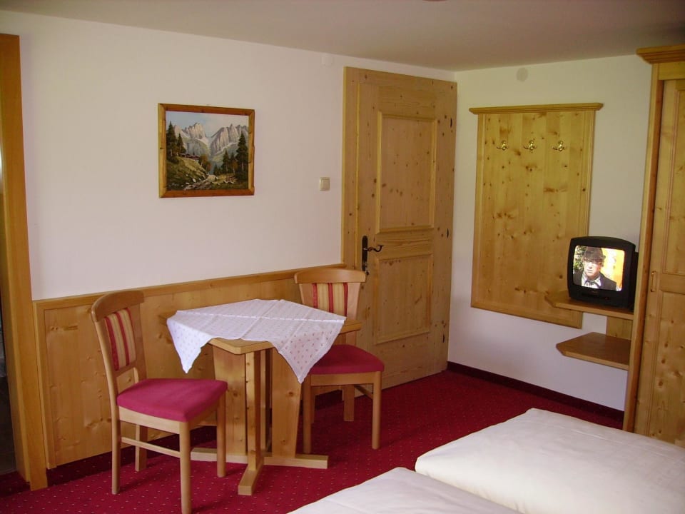 Zimmerbeispiel Zimmer & Apartments Urschnerhof