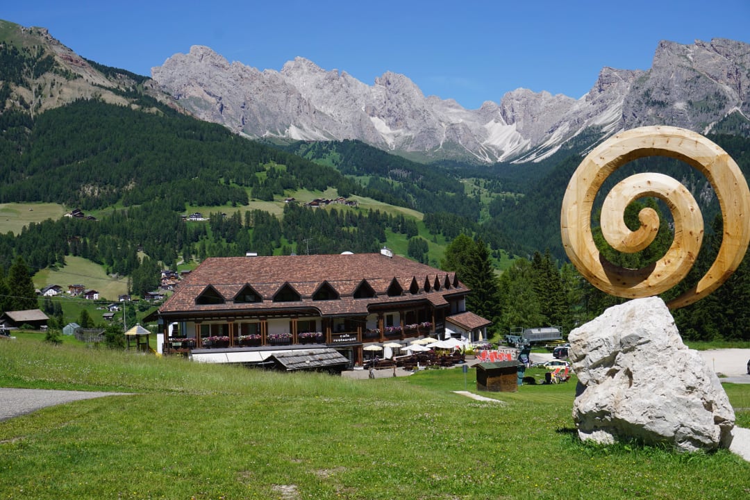 Blick auf das Hotel Cendevaves Hotel Cendevaves