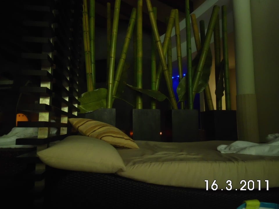 Indoorpool liegen Familienresort Ellmauhof – das echte All Inclusive