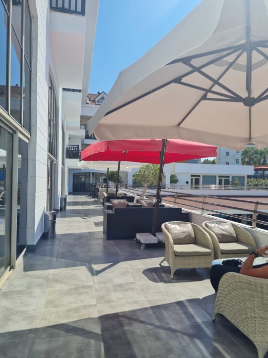 Lobby Side Aquamarin Resort & Spa