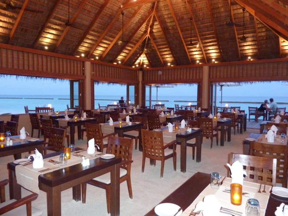 Restaurant mit Ausblick Veligandu Maldives Resort Island