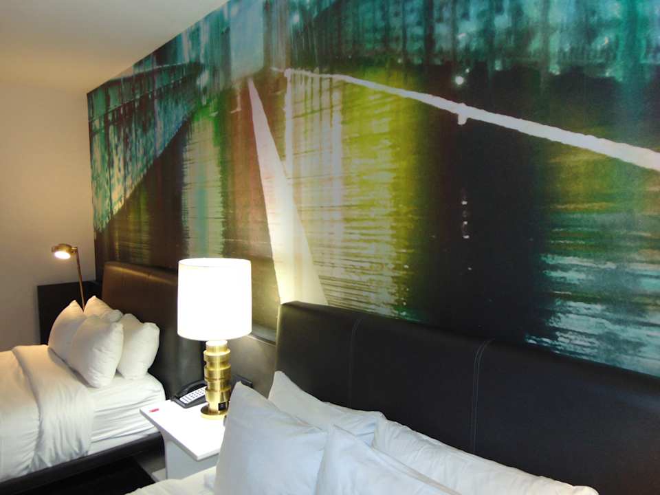 Zimmer Hotel Marriott at the Brooklyn Bridge