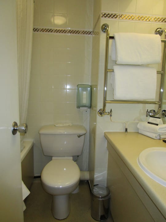 Kleines Bad, vollkommen unzeitgemäss Best Western Inverness Palace Hotel
